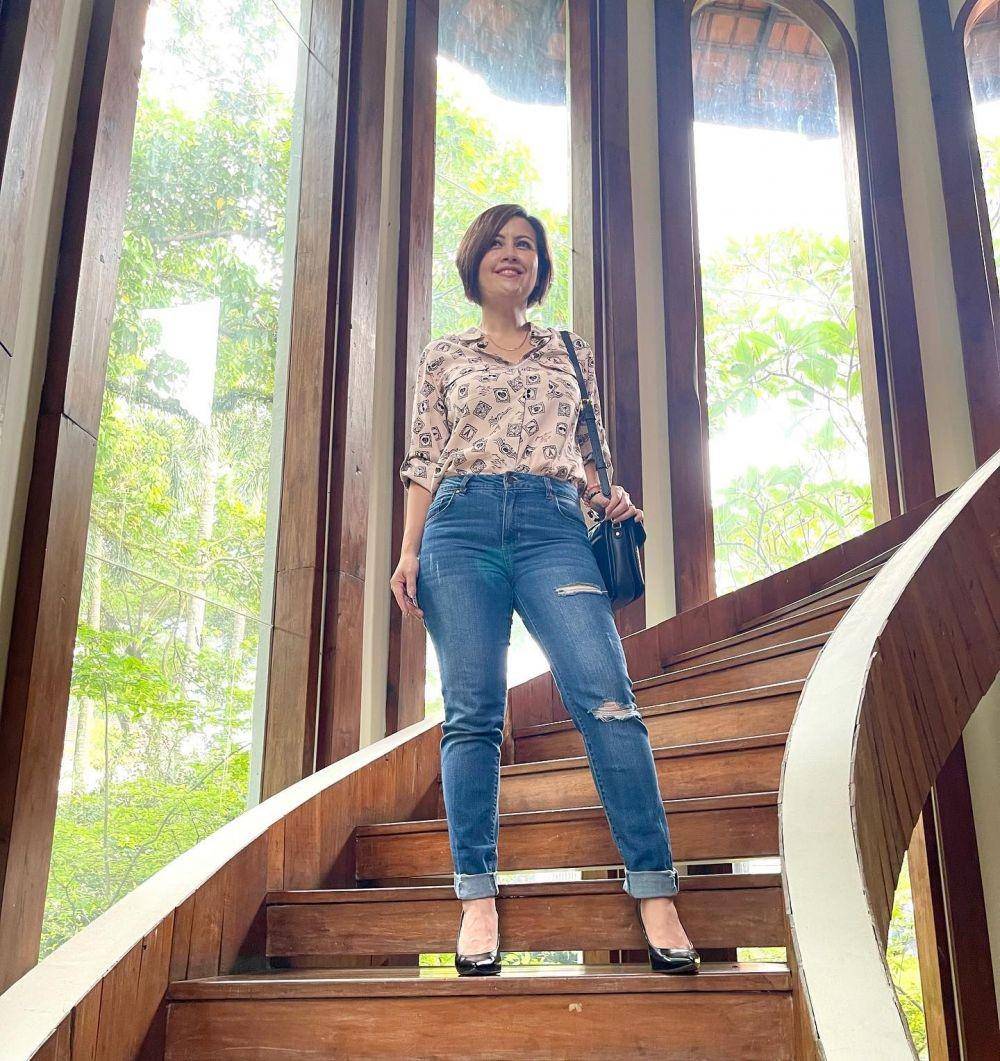 OOTD pakai long pants ala Cynthia Lamusu (instagram.com/cynthia_lamusu)