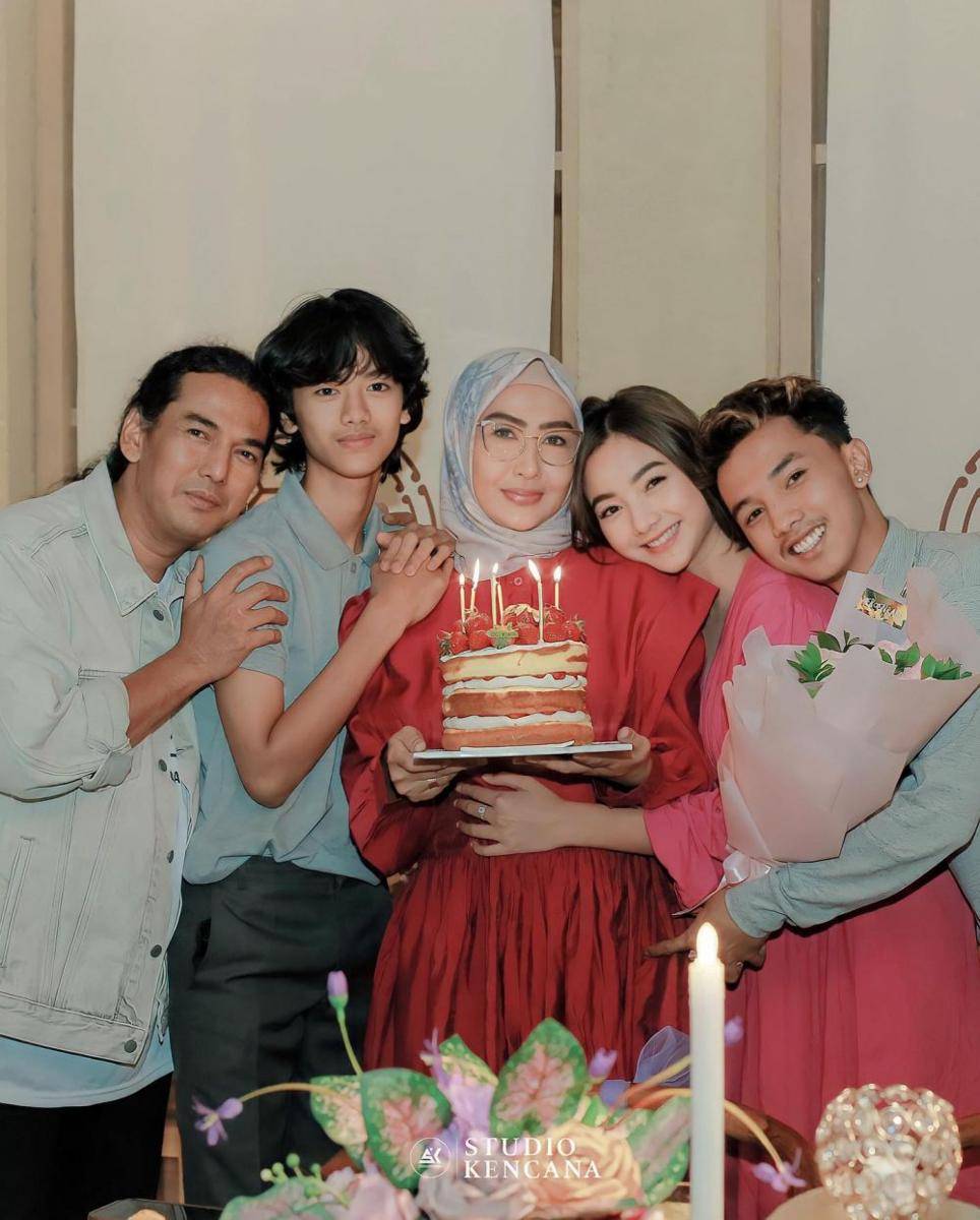 potret Glenca Chysara di ultah sang adik (instagram.com/glencachysaraofficial)