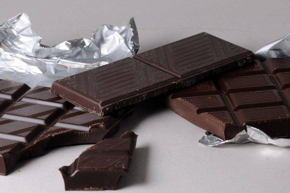 ilustrasi dark chocolate atau cokelat bar (ommons.wikimedia.org)