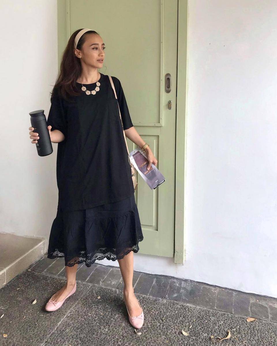 Office look ala Deasy Noviyanti (instagram.com/deasydei)
