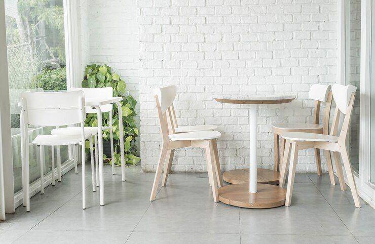 ilustrasi furnitur teras rumah (freepik.com/mrsiraphol)