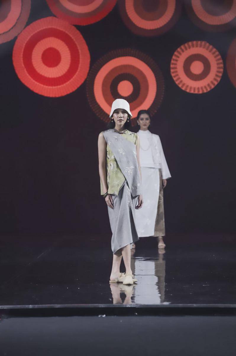koleksi busana Putri Anjani di January Board Meeting 2023 (dok. Indonesian Fashion Chamber)