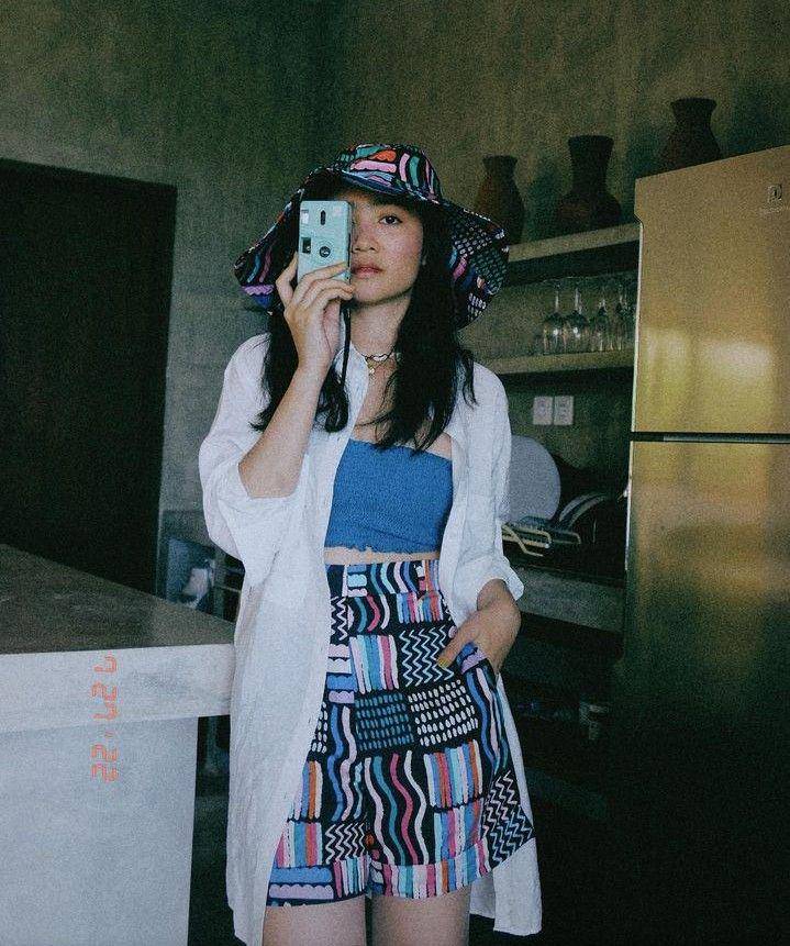 mix and match outfit ala Febby (instagram.com/febbyrastanty)