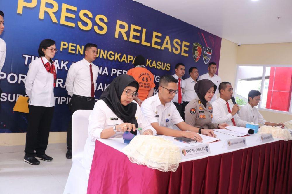 Pria di Palembang Cabuli Bocah Tetangga, Rekam dan Sebar Video Intim