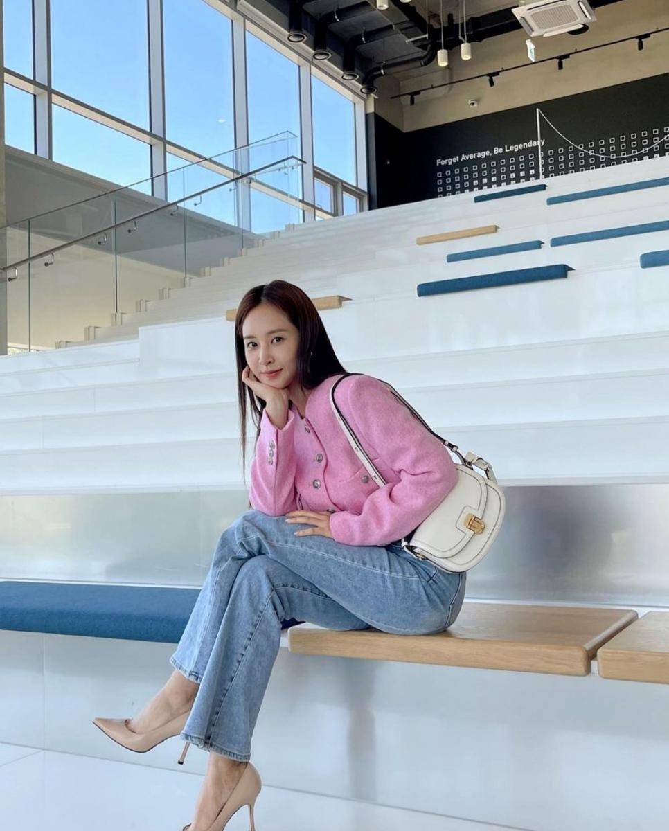 ide outfit Valentine (instagram.com/yulyulk)