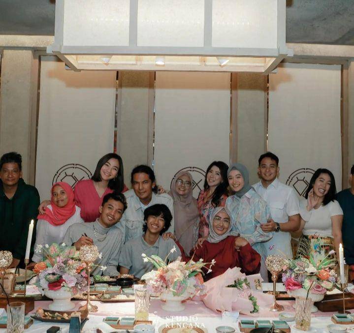 potret Glenca Chysara di pesta ultah sang adik (instagram.com/indah.syla)