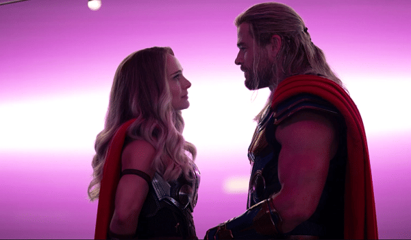Thor bertemu deng Jane Mighty Thor (dok. Marvel Studios/Thor: Love and Thunder)