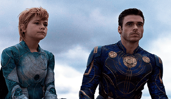 Sprite membela Ikaris (dok. Marvel Studios/Eternals)