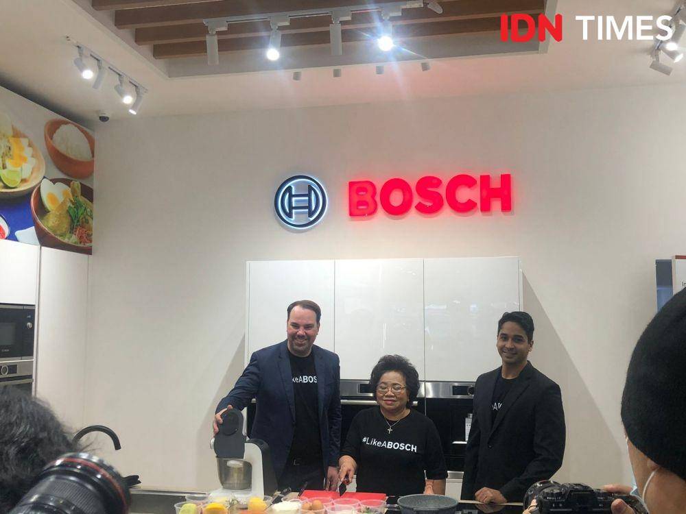 Penyampaian dari Martin A. Jäger, Chief Executive Officer & Head of ASEAN Bosch Home Appliances, dalam pembukaan Bosch Home Experience Center, Rabu (8/2/2023). (IDN Times/Nisa Zarawaki)