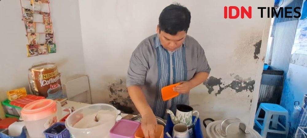 Warung Kopi Haji Acut yang Melegenda Tiga Generasi di Samarinda