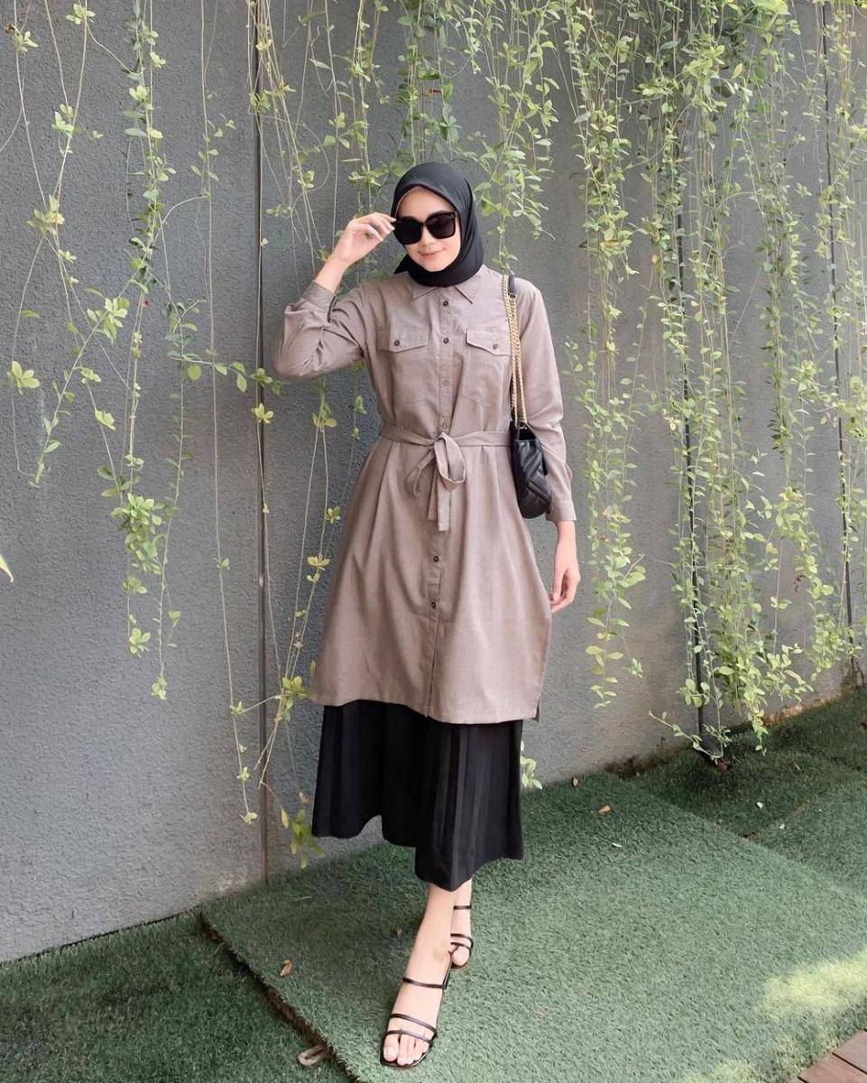 outfit hijab kece buat hangout ala Nazlia Rahma (instagram.com/ineznazlia)