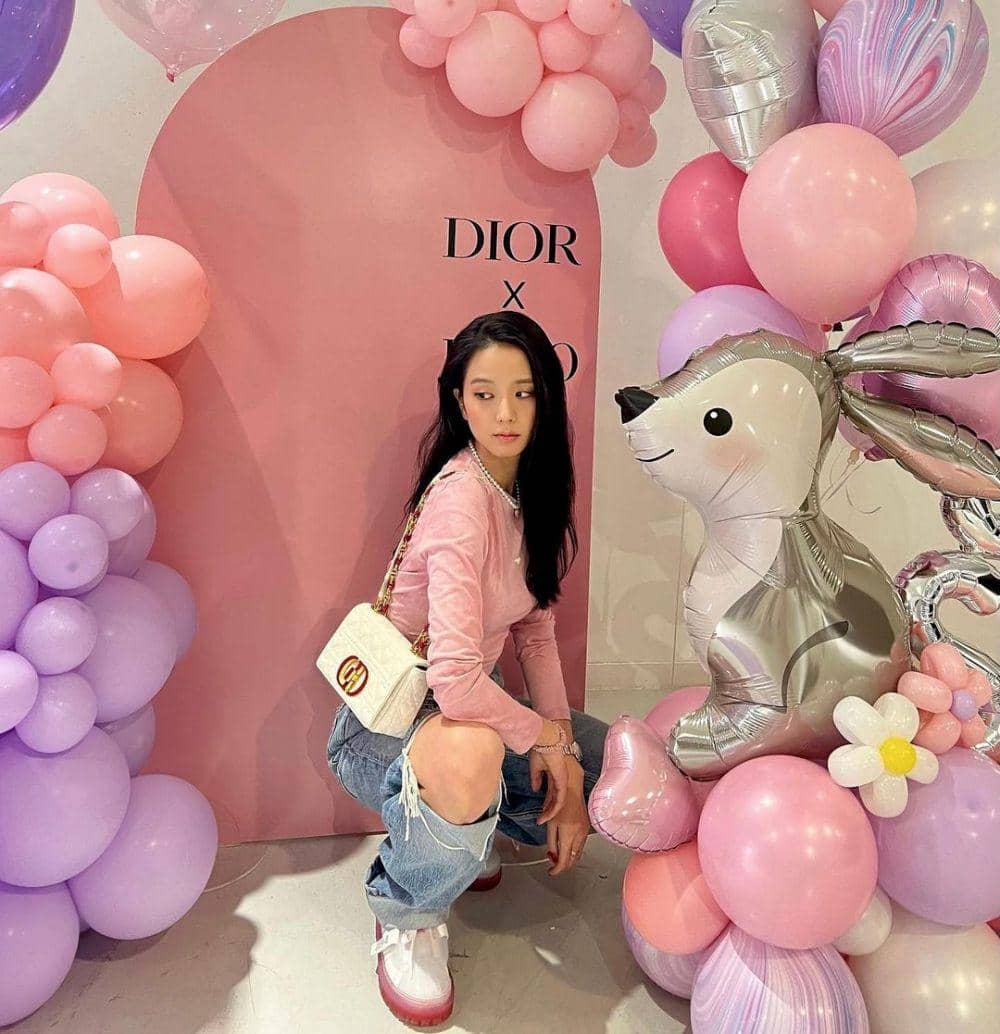 potret Jisoo BLACKPINK (instagram.com/sooyaaa__)