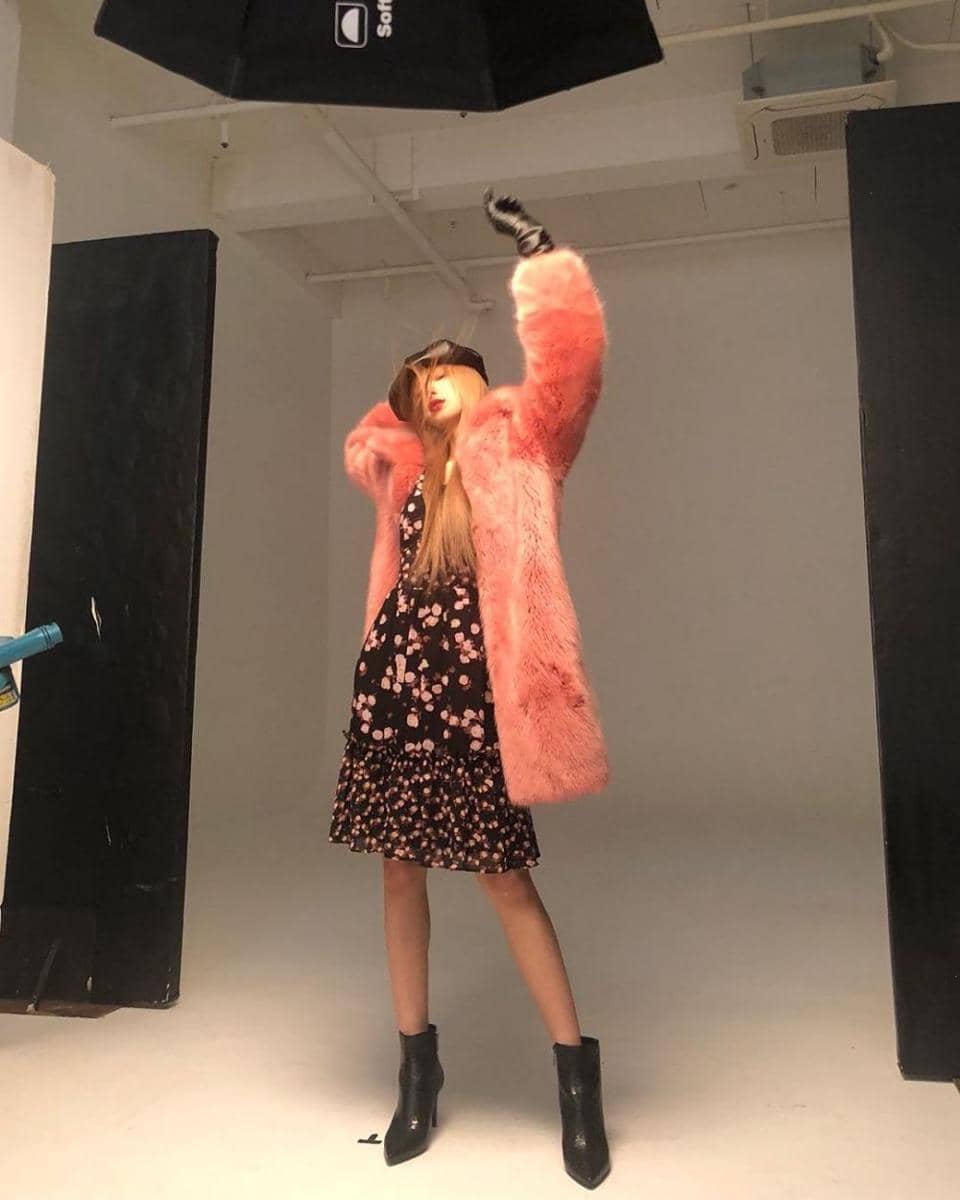 potret Lisa BLACKPINK (instagram.com/lalalalisa_m)