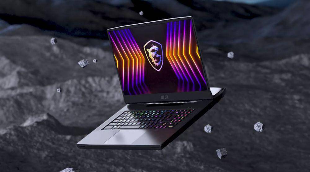 MSI Titan GT77 HX 13V yang ditenagai dengan prosesor Intel Core Generasi Ke-13 dan VGA 4090 (msi.com)
