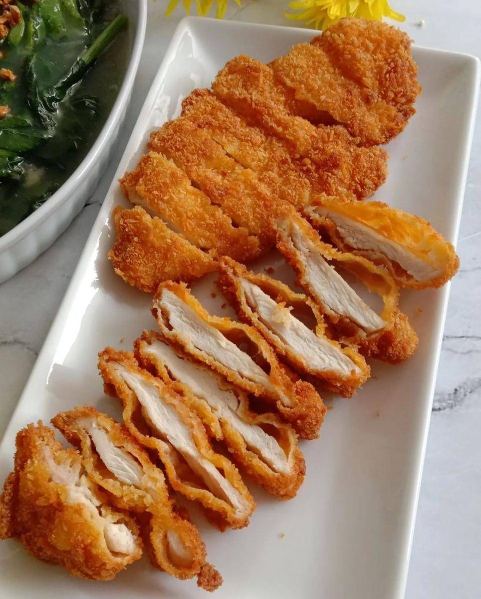 ilustrasi chicken katsu (instagram.com/elvynnofianti)
