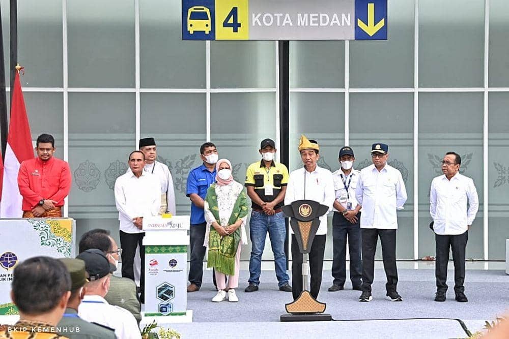 Jokowi Resmikan Terminal Amplas, Ubah Citra Banyak Preman Jadi Aman