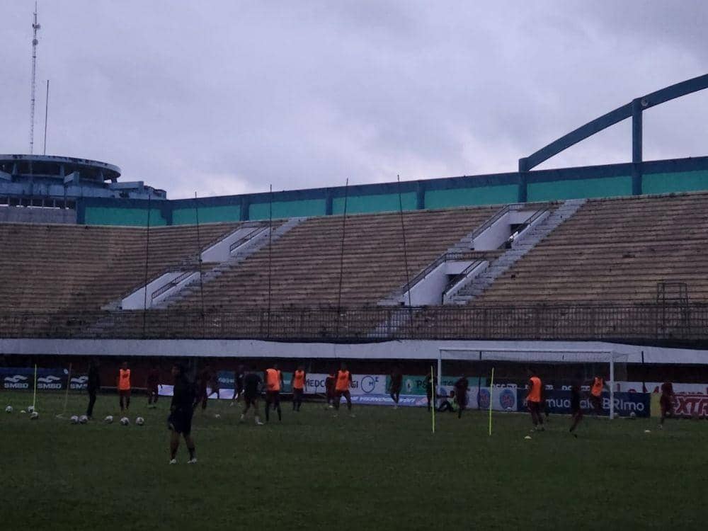 Lampu Gak Nyala Saat Latihan di Sleman, Persik Protes Keras