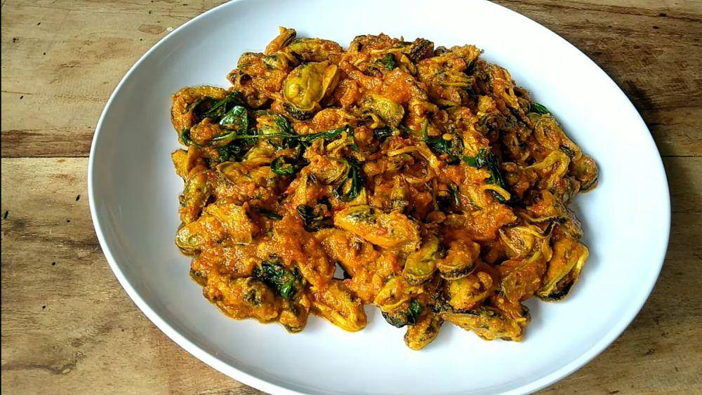 kerang rica-rica (YouTube.com/Happy Nomnom)
