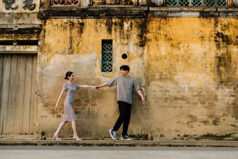 ilustrasi jalan bareng (pexels.com/Trần Long)