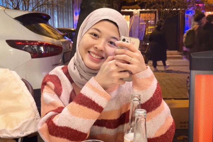10 Potret Anastasia Jingga, Adik Gita Savitri yang Sedia Bela Kakak