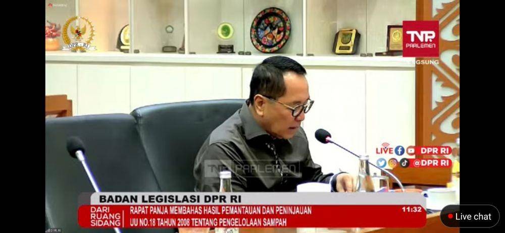 Anggota Baleg DPR RI, Firman Soebagyo dalam Rapat Panja Membahas Hasil Pemantauan dan Peninjauan UU No. 18 Tahun 2008 Tentang Pengelolaan Sampah (YouTube/Baleg DPR RI)