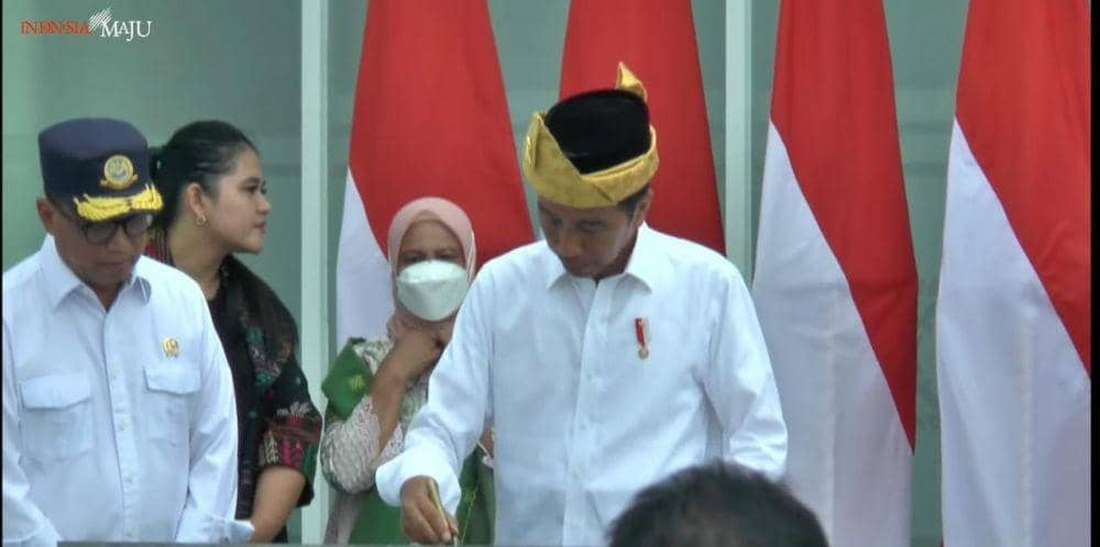 Presiden Jokowi meresmikan Terminal Amplas, Kota Medan dan Terminal Tanjung Pinggir, Kota Pematang Siantar (Youtube.com/Sekretariat Presiden)