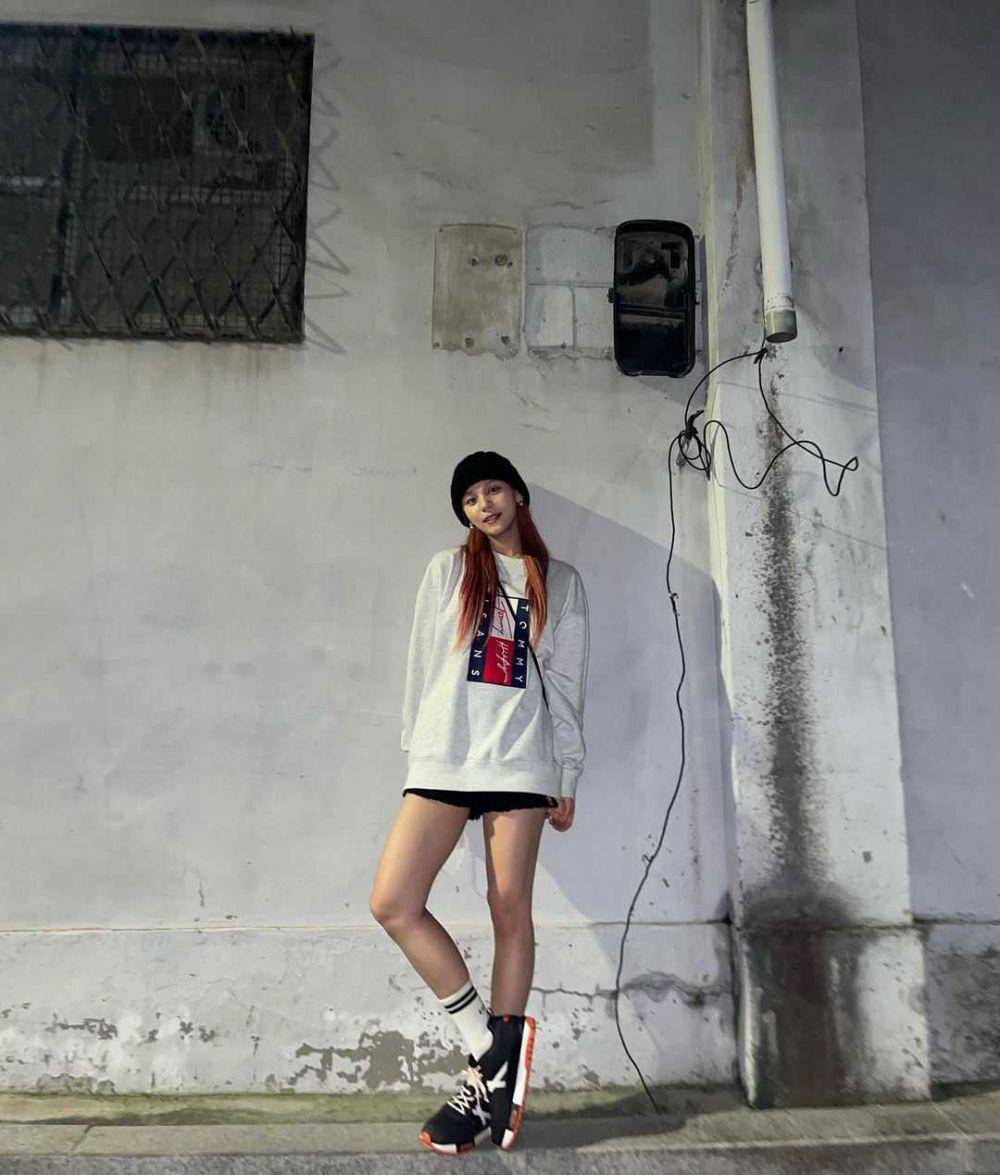 Umji VIVIZ (instagram.com/ummmmm_j.i)