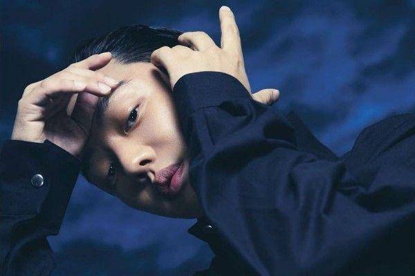 Yoo Ah In (instagram.com/hongsick)