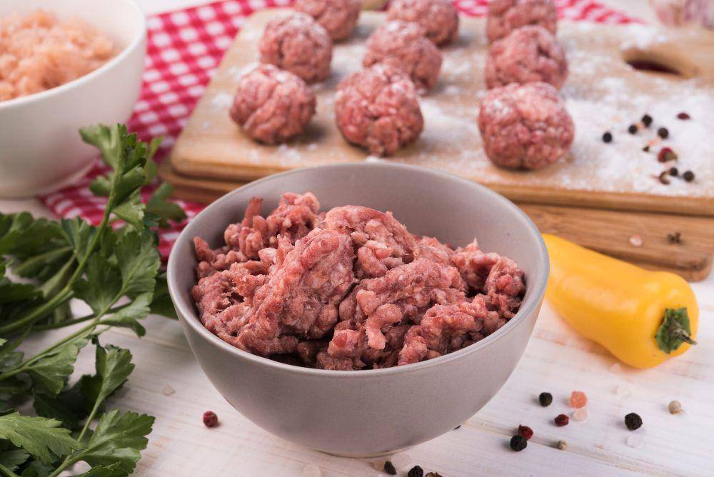 ilustrasi daging sapi giling (freepik.com/freepik)