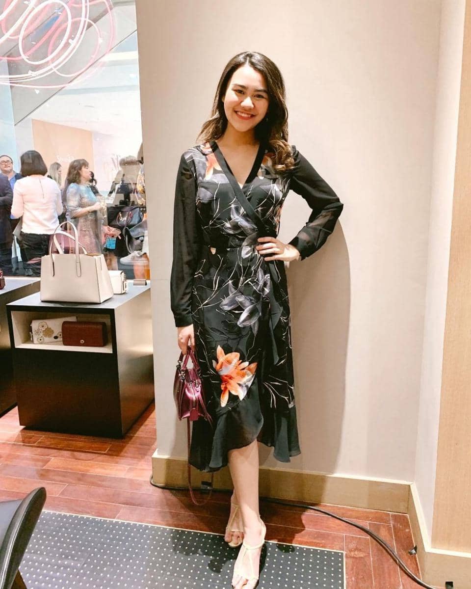 Dress kondangan Aaliyah Massaid (instagram.com/Aaliyah.massaid)