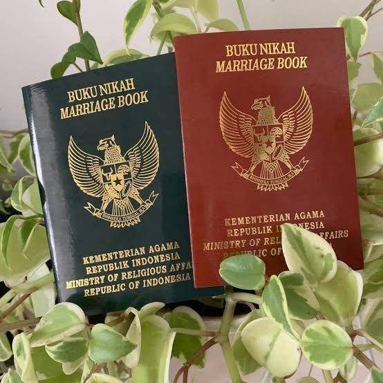 Buku nikah. (Pinterest)