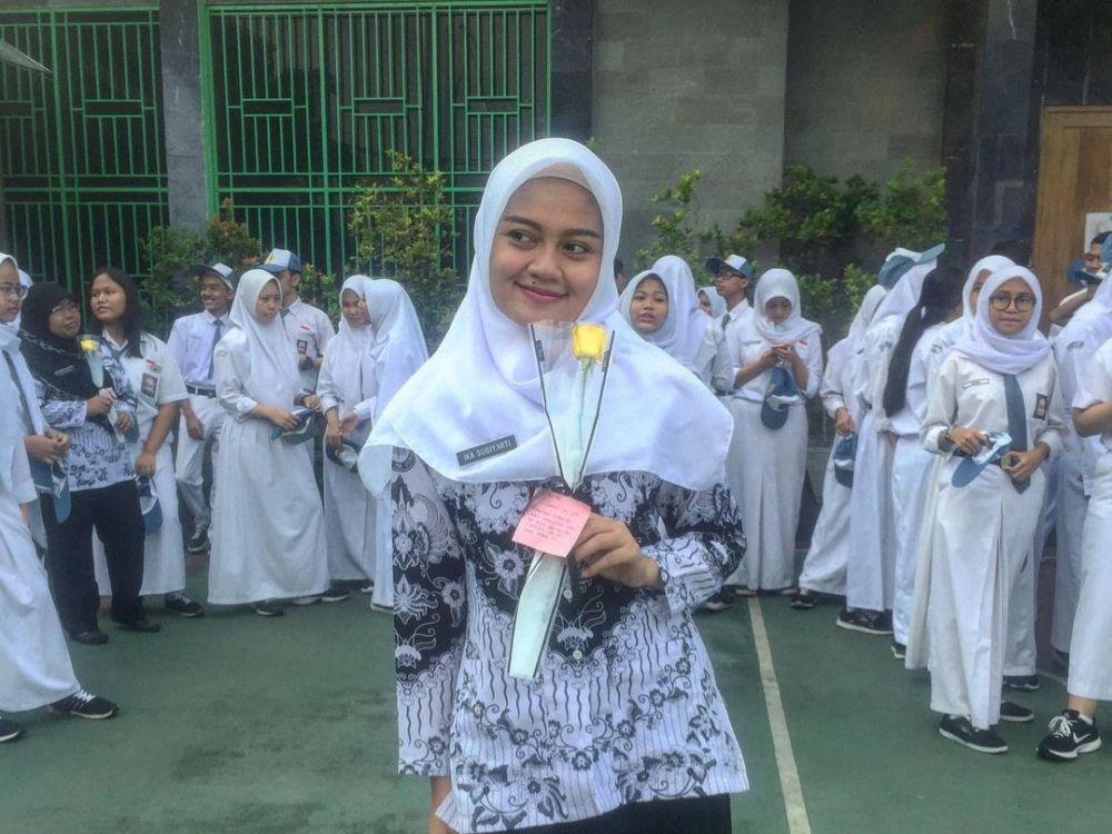 10 Potret Ika Shakira, Jebolan D'Academy 2 yang Kini Jadi Guru