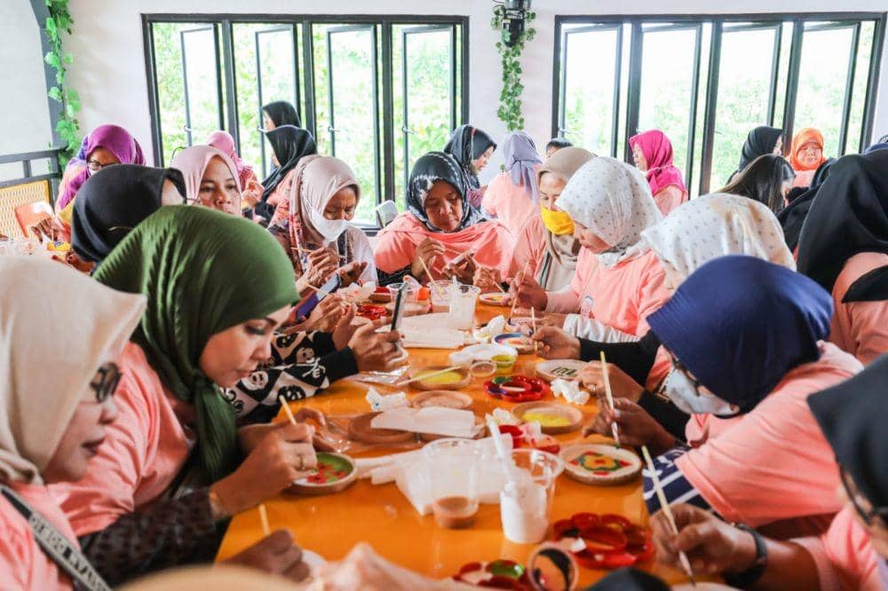 Mak Ganjar Lampung Gelar Workshop Lukis Gerabah, Ini Kata Peserta