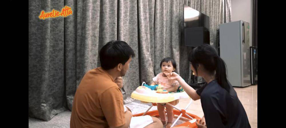 Tofu asuh Ameena layaknya anak sendiri (Youtube.com/Aurelie Atta)