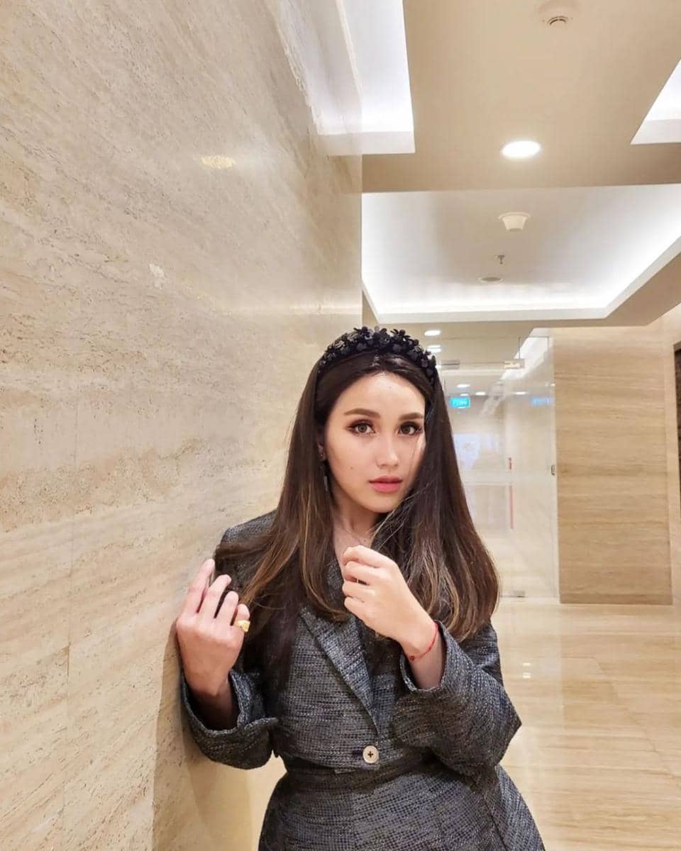 10 Gaya OOTD Ala Ayu Ting Ting, Eonni Korea Banget (instagram.com/ayutingting92)