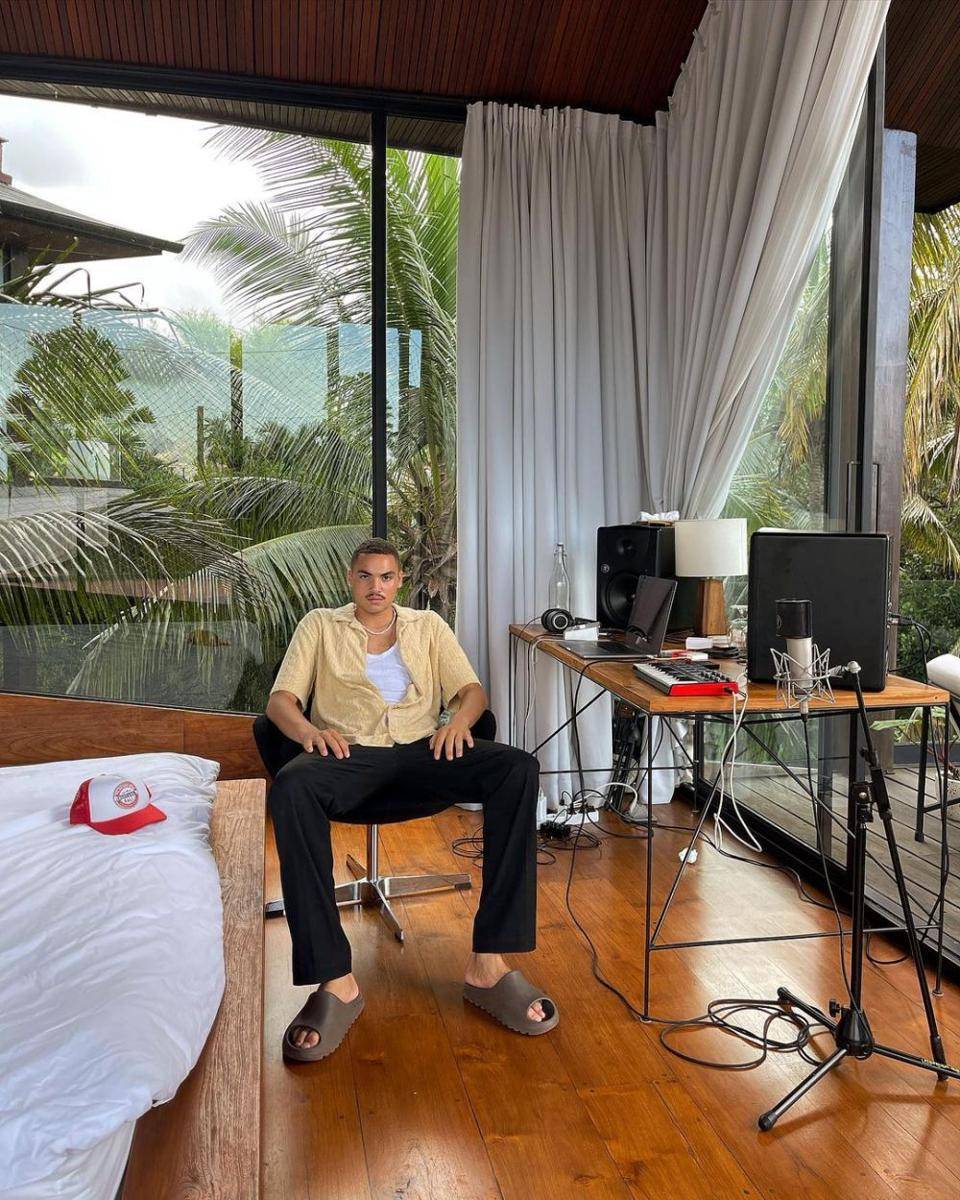 William (instagram.com/wilsn_94)