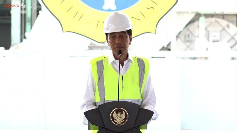 Jokowi Resmikan Pabrik Pupuk di Aceh, Tergetnya Gandakan Produksi