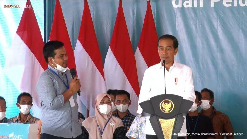 Presiden Jokowi membagikan Kredit Usaha Rakyat (KUR) dan peluncuran Kartu Tani digital di Provinsi Aceh (Youtube.com/Sekretariat Presiden)