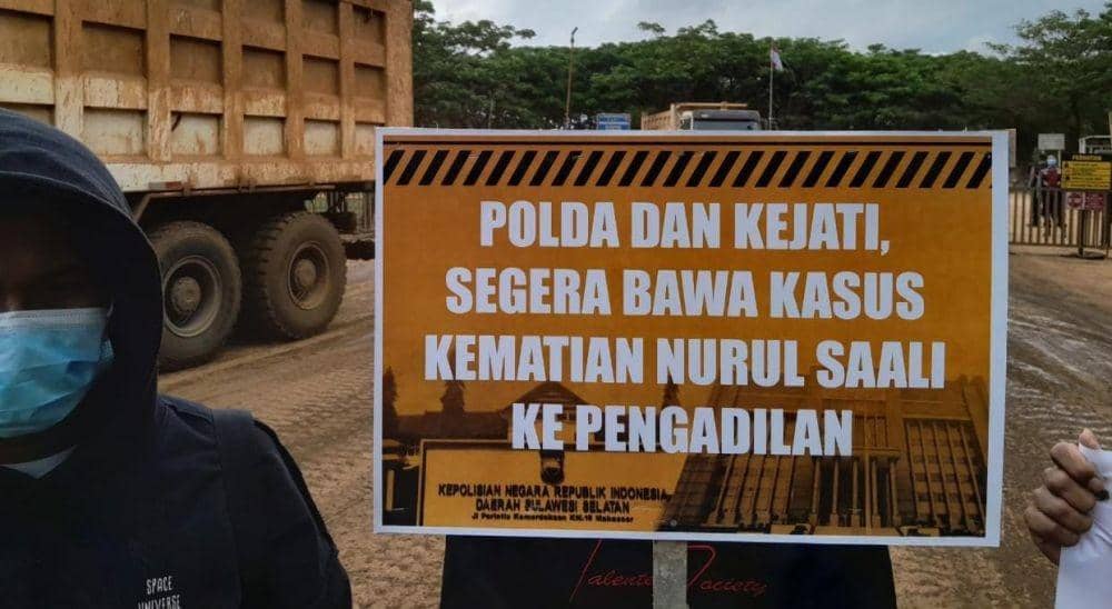 Keluarga dan aktivis gelar aksi solidaritas untuk Nuru Saali di Bantaeng, Sulsel. (Istimewa)