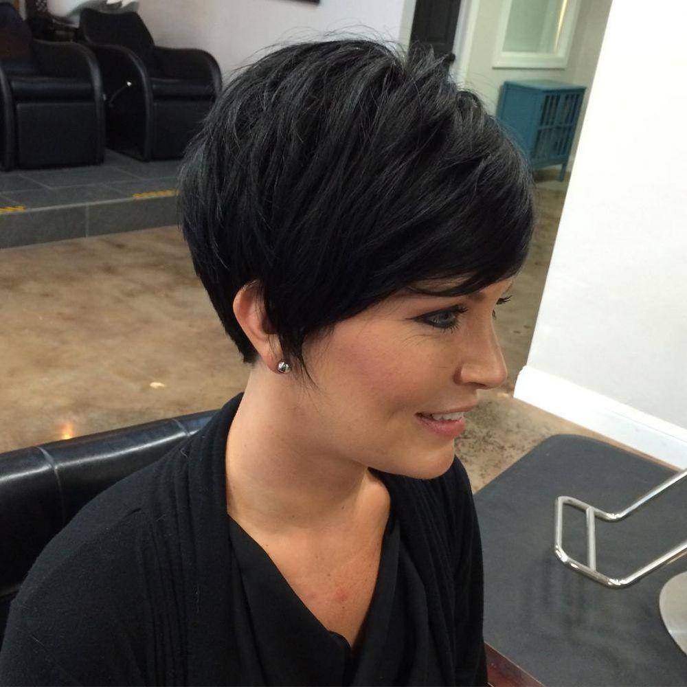 Ide gaya potongan rambut pendek (instagram.com/justindillaha_hair)