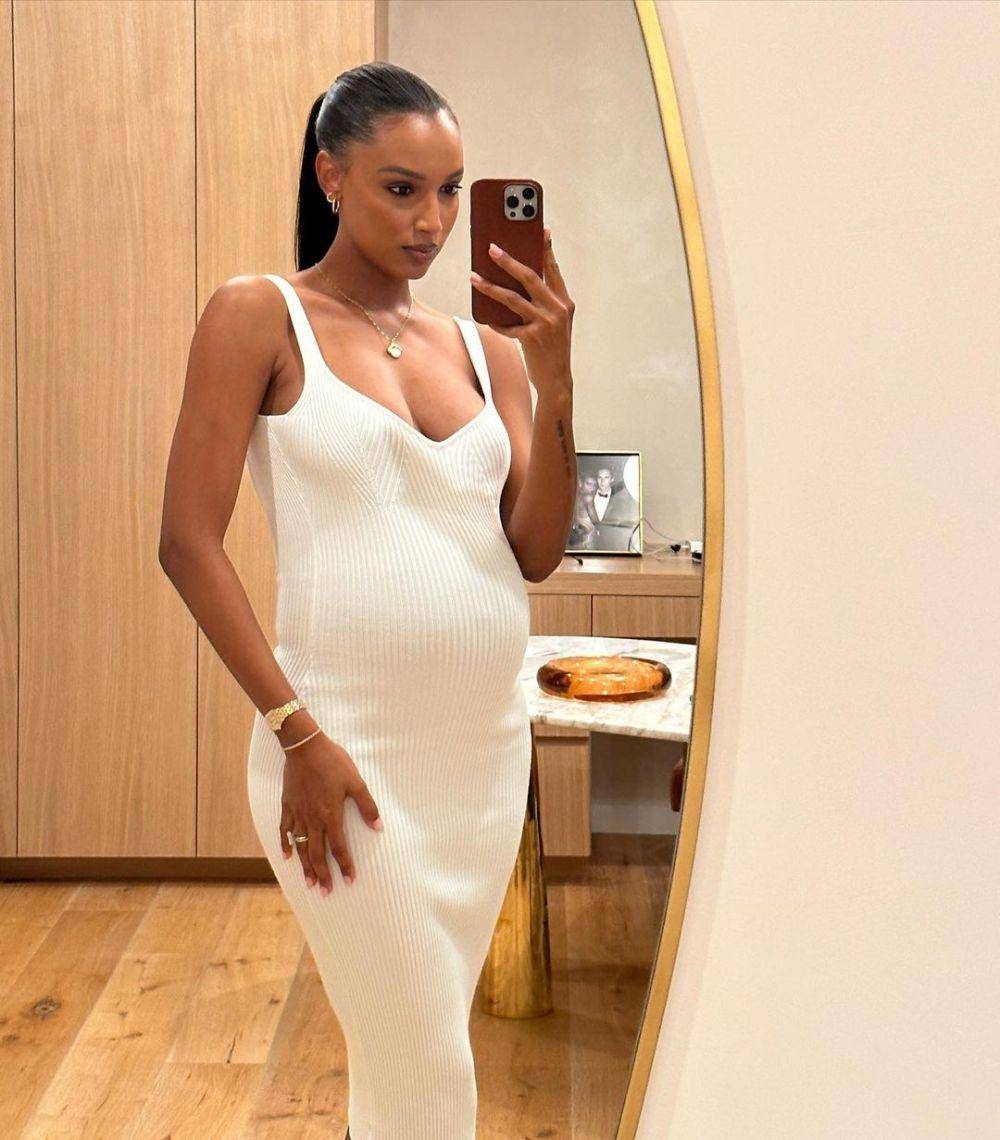 potret Jasmine Tookes (instagram.com/jastookes)