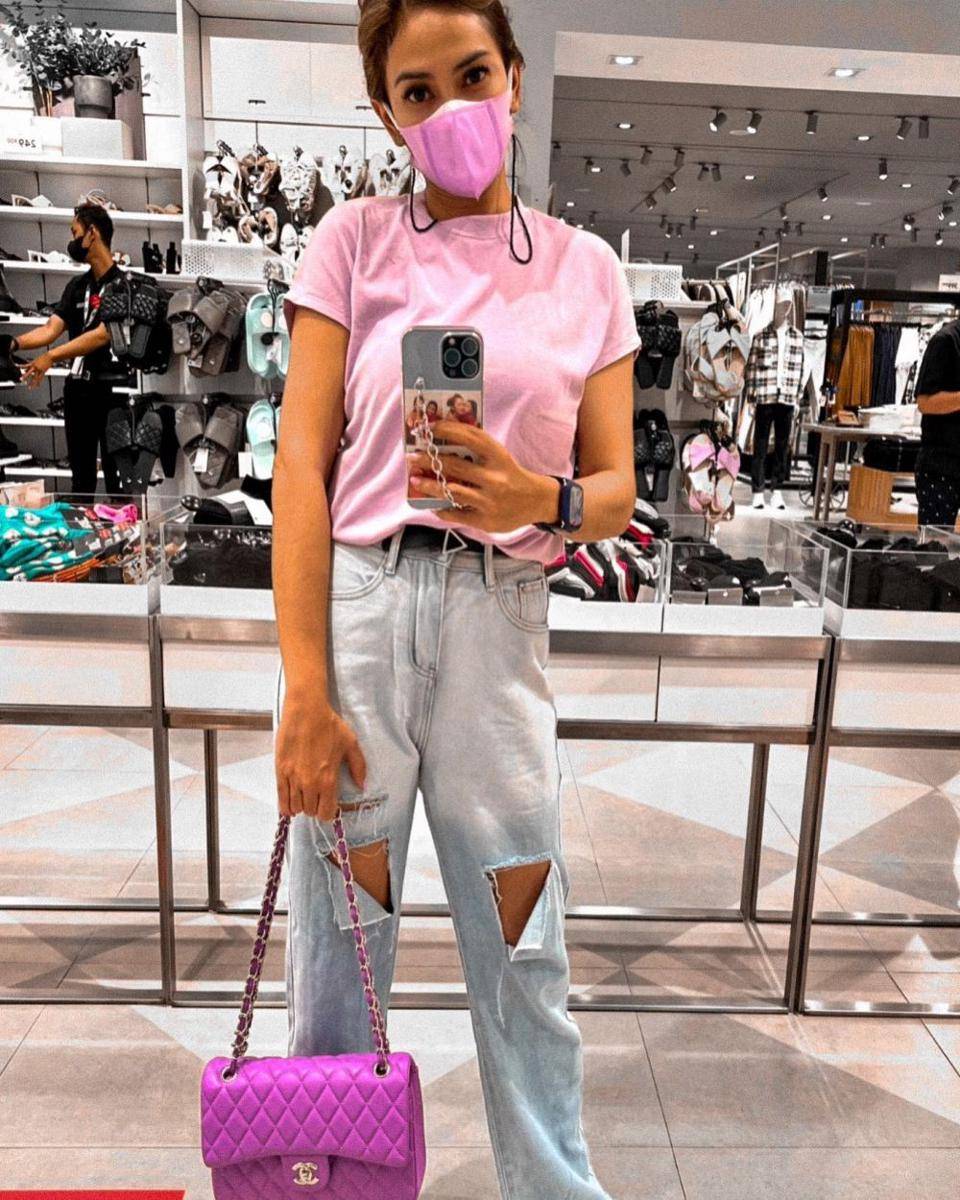 OOTD kasual pakai handbag ala Masayu Anastasia (instagram.com/masayuanastasia)