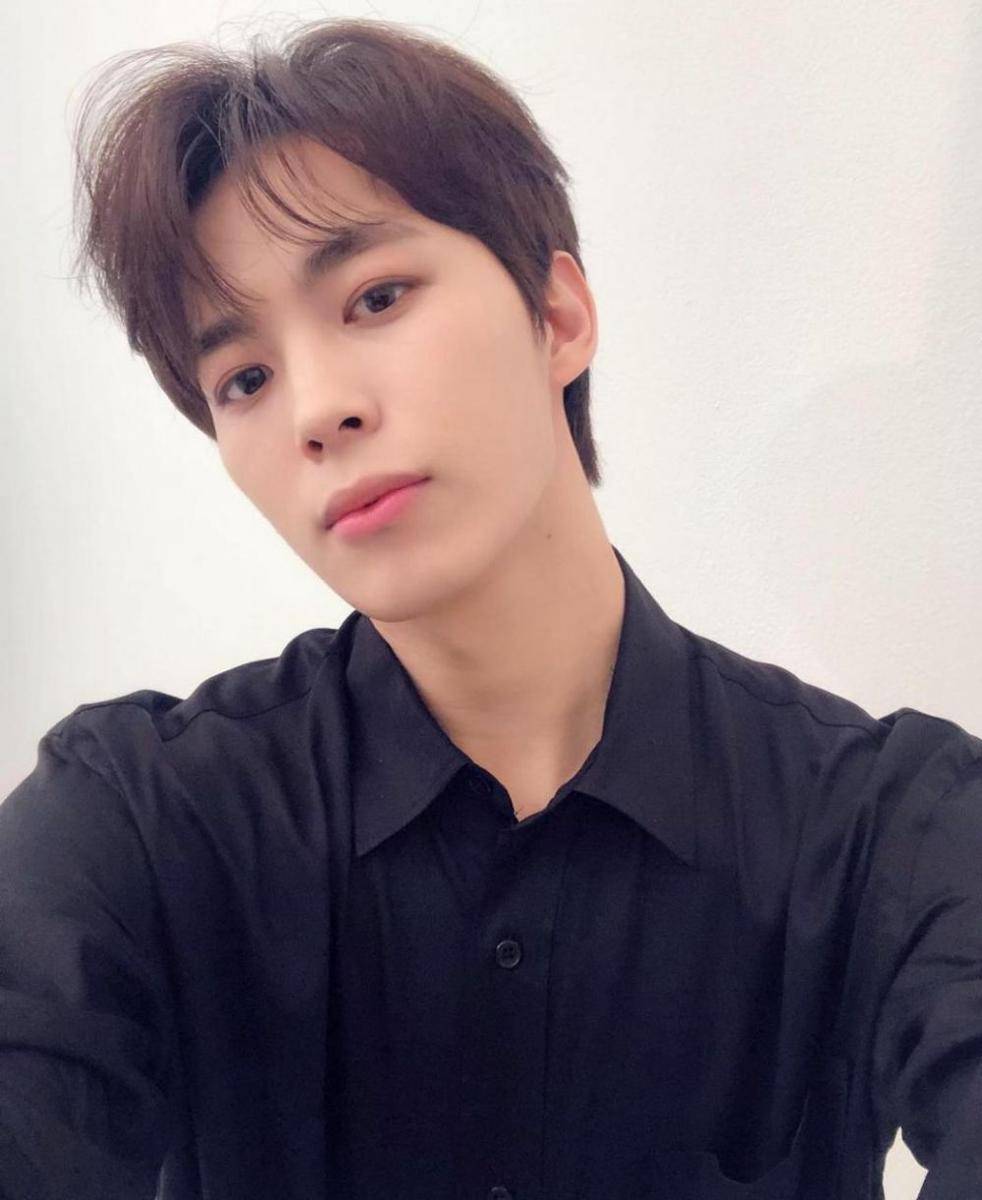 Lee Hong Bin (instagram.com/vixx_stargram)