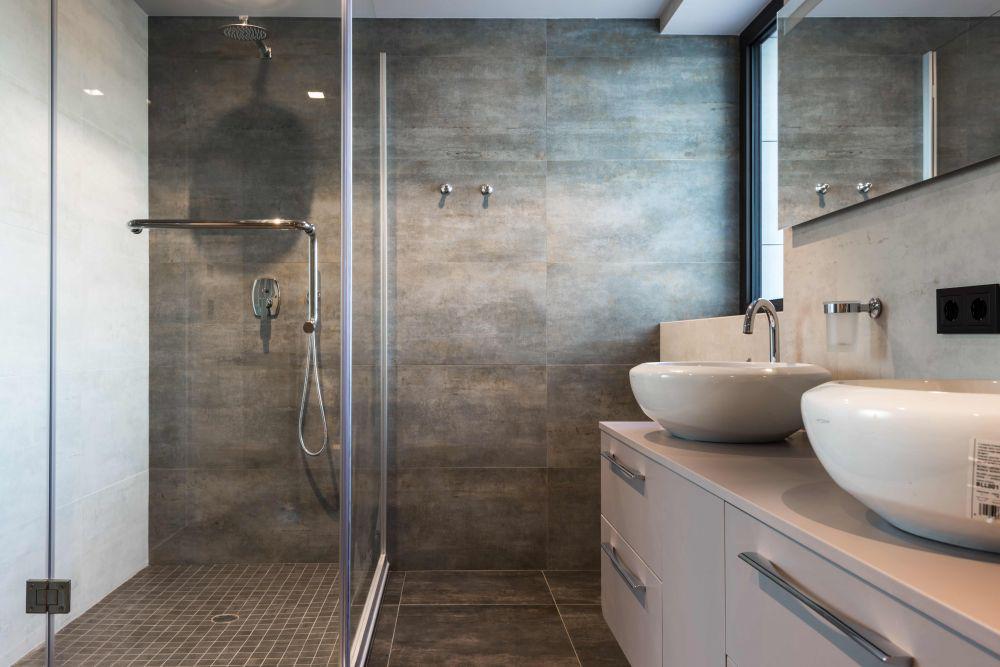 6 Kesalahan Mendesain Shower Room Menurut Ahli, Sering Terjadi!