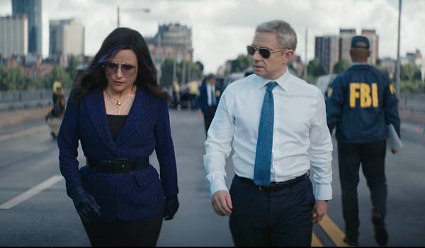 Ross dan Val bertemu di TKP (dok. Marvel Studios/Black Panther: Wakanda Forever)