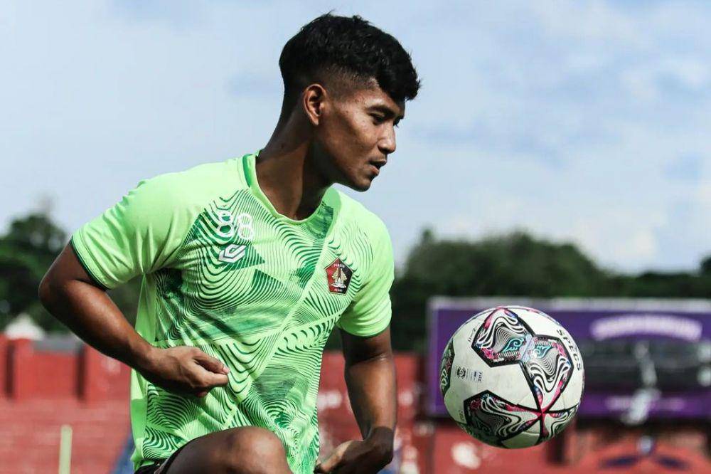 Bagas Satrio (instagram.com/persikfcofficial)