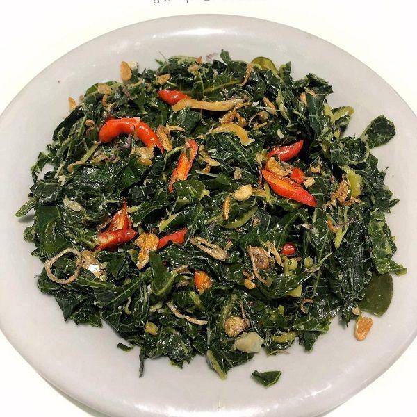 tumis daun singkong (instagram.com/masakanmamaterbaik)