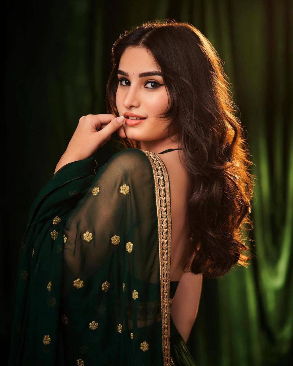 Rasha Thadani (instagram.com/rashathadani)