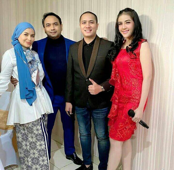 Ressa Herlambang dan seleb Indonesia (instagram.com/ressaherlambang)