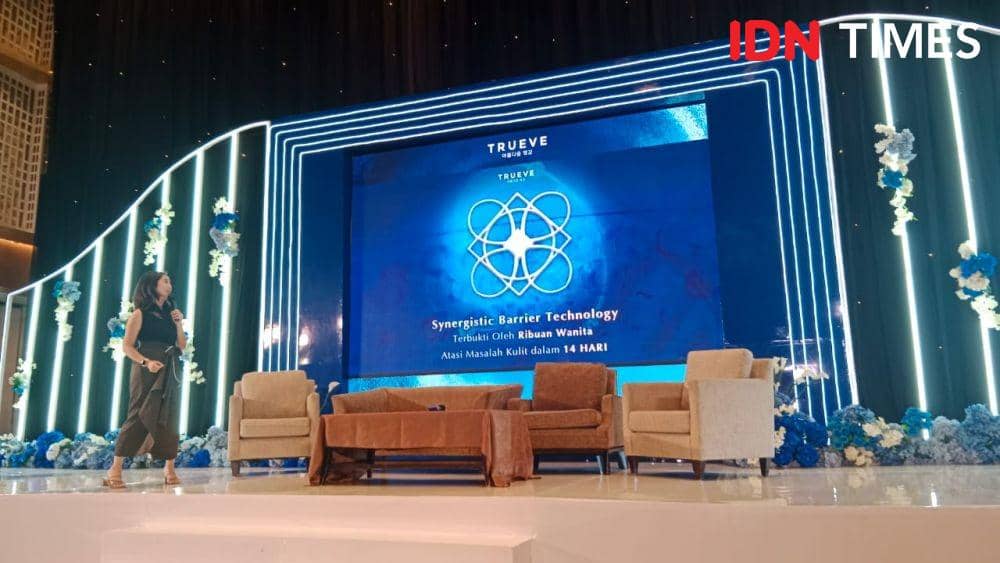The Journey to 100 Synergistic Barrier di Thamrin Nine Ballroom, Jakarta. Minggu (12/2/2023). IDN Times/Adyaning Raras